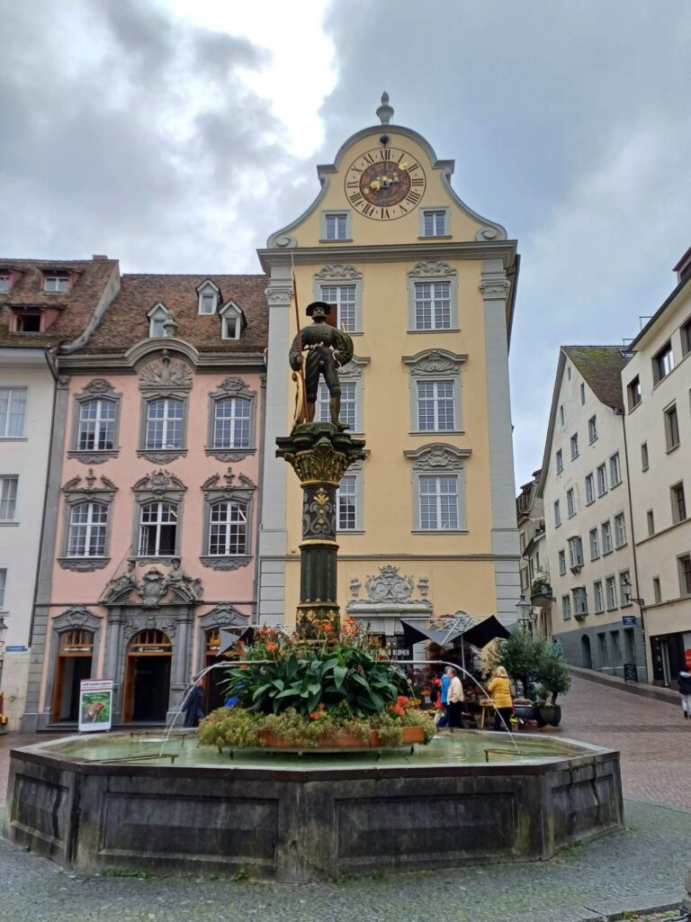 Landsknechtbrunnen, Fronwagplatz, Schaffhausen