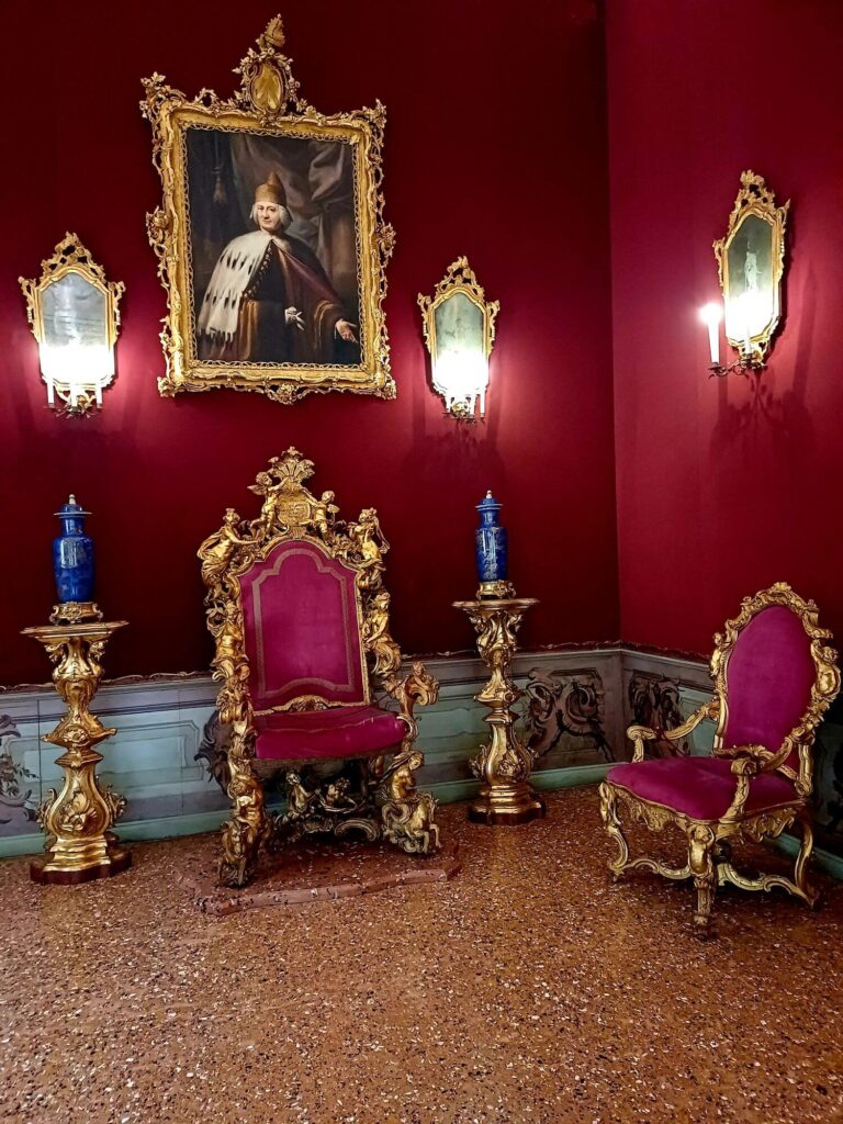 Salon, Thron, Museum, Ca' Rezzonico, Venedig