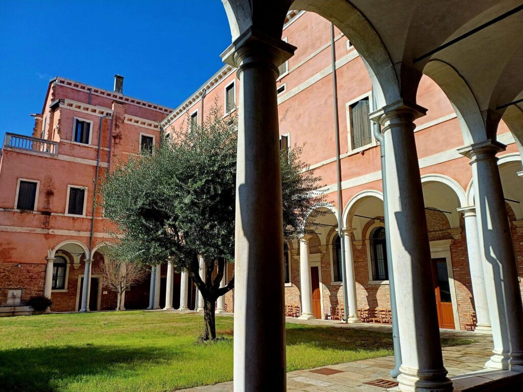 Kreuzgang, Centro Culturale Don Orione Artigianelli, Venedig