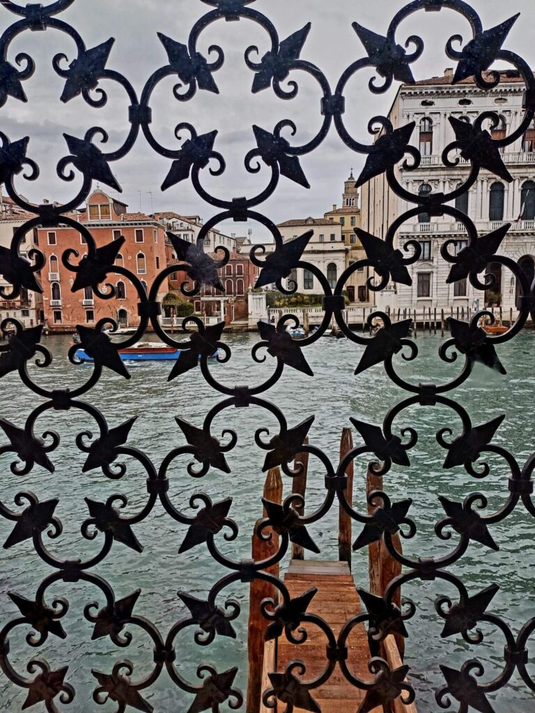 Collezione Peggy Guggenheim, Canal Grande, Venedig