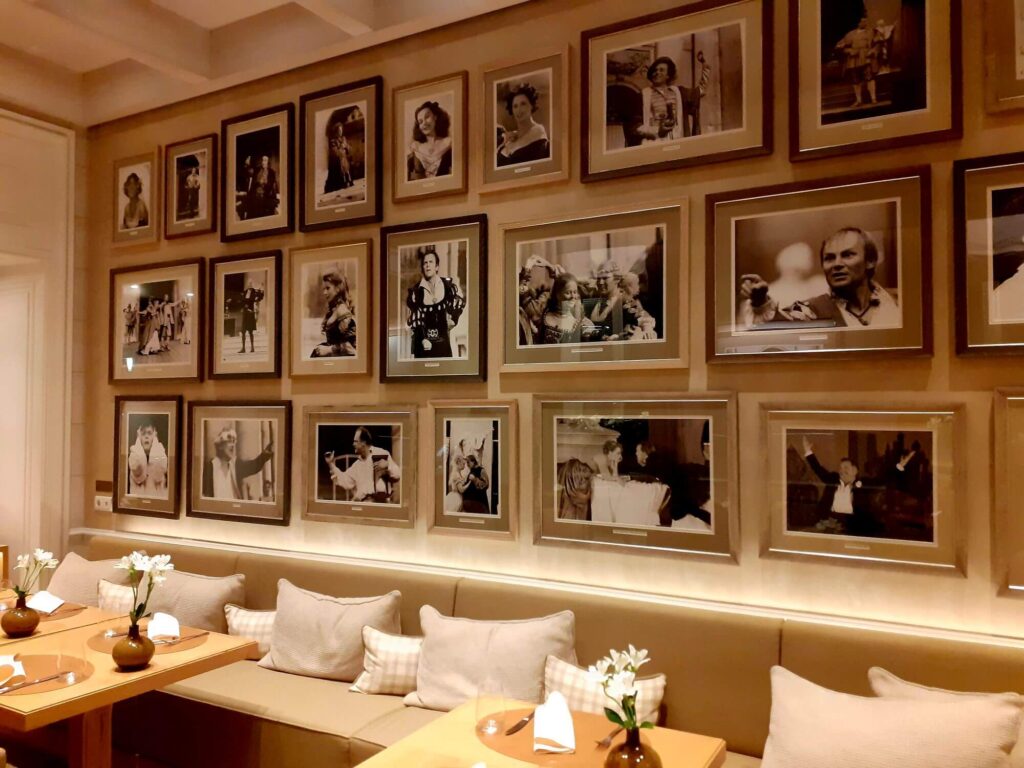 Salzburg, Sacher Grill
