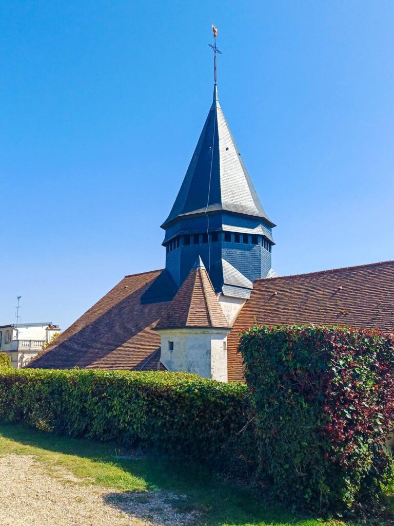 Giverny, Kirche