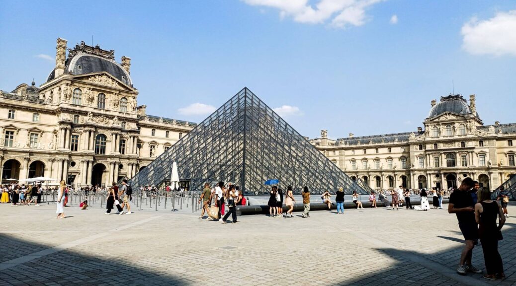 Paris, Louvre