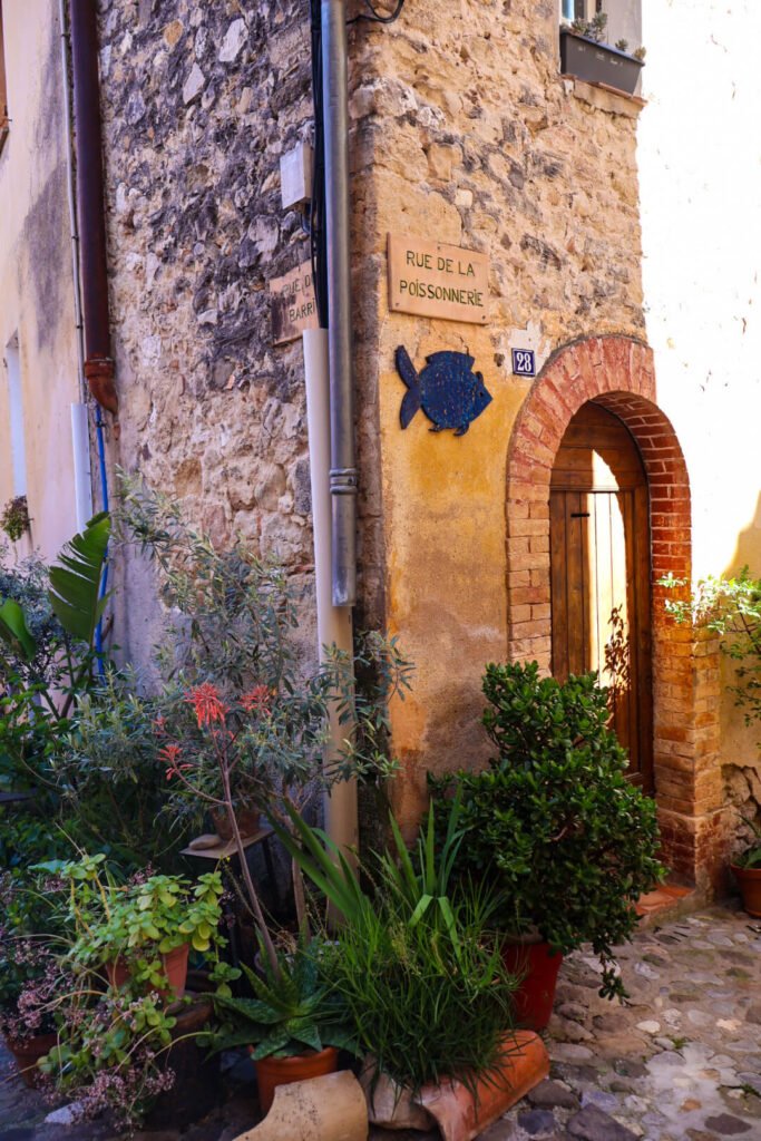 Biot, Altstadt