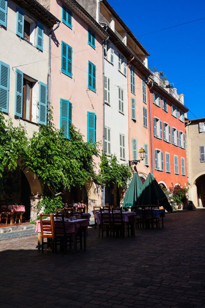 Biot, Altstadt