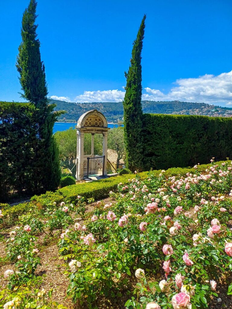Villa Ephrussi de Rothschild, Rosengarten