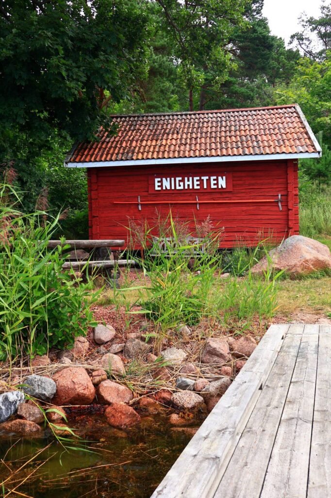 Åland, Föglö, Enigheten